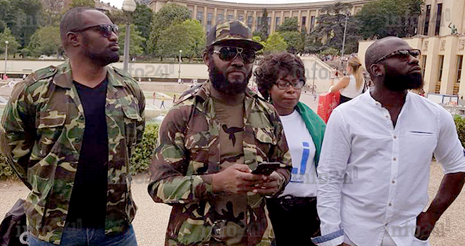 Des militants d’Ali Bongo éconduits du Trocadéro par la police française