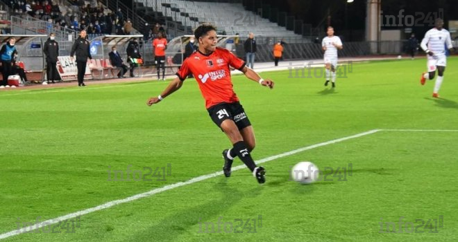Mercato : Anthony Oyono rempile pour 3 ans à l’US Boulogne Côte d’Opale