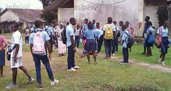  Cocobeach : Des élèves d’un lycée public gabonais entrent en transe collective 