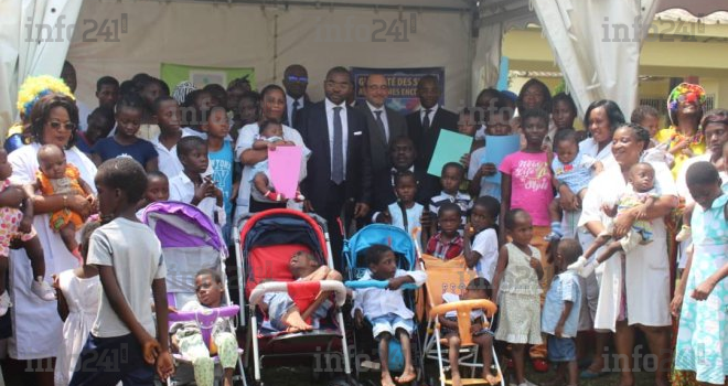 Des cartes d’assurés CNAMGS et des actes de naissance pour les enfants en difficulté de Libreville