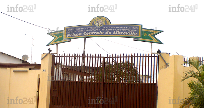 Ali Bongo remet en liberté 140 détenus à la prison centrale de Libreville