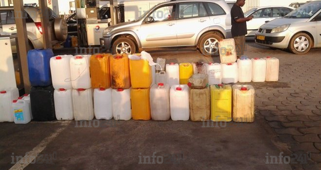 Les difficultés d’approvisionnement en carburant des usagers de Libreville en images