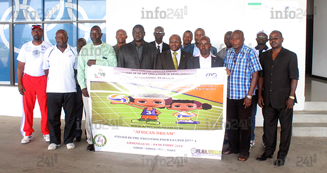 Zone 4 : 12 encadreurs de volley-ball en formation à Libreville