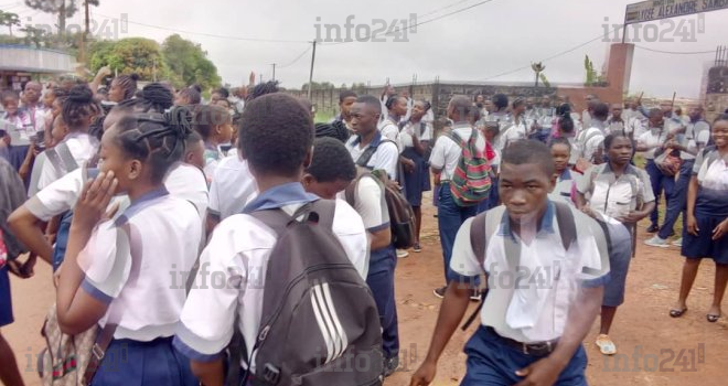 Des élèves gabonais dans la rue pour dénoncer la reforme de l’attribution des bourses