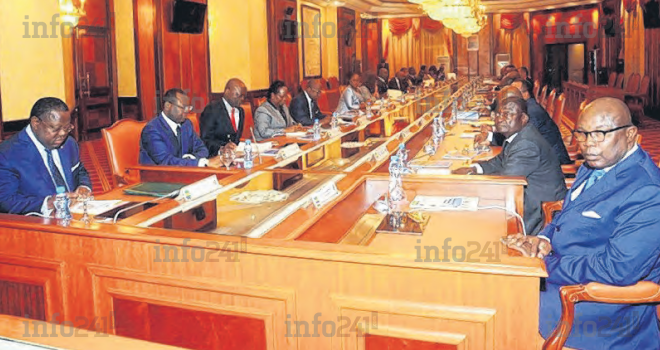 Un conseil des ministres prévu sans Ali Bongo, annulé à la dernière minute !