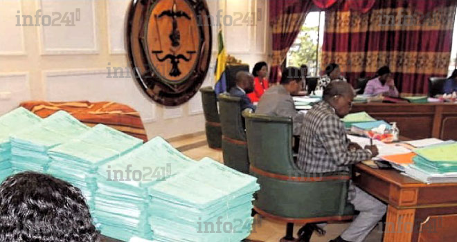 Elections 2023 : la cour constitutionnelle doit trancher sur 215 recours avant ce dimanche !