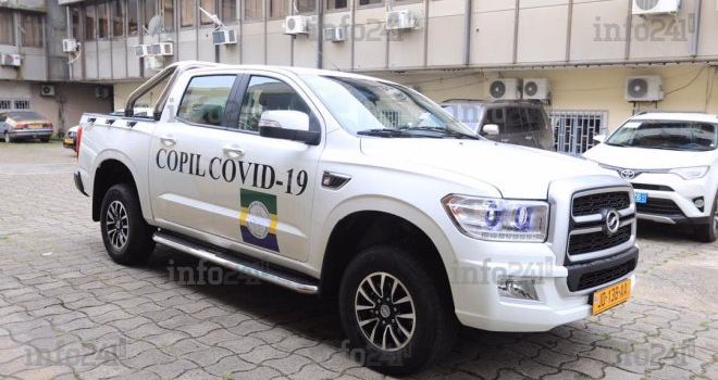 Un véhicule grand luxe offert aux membres du Copil Coronavirus !