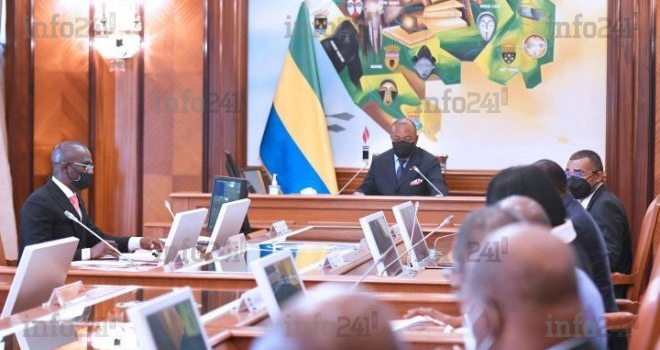 Ali Bongo et son gouvernement reforment la composition du collège des membres du CND