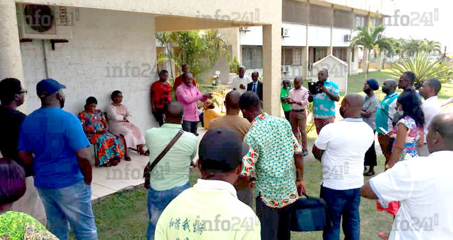 En grève depuis une semaine, les enseignants du centre Basile Ondimba durcissent le ton