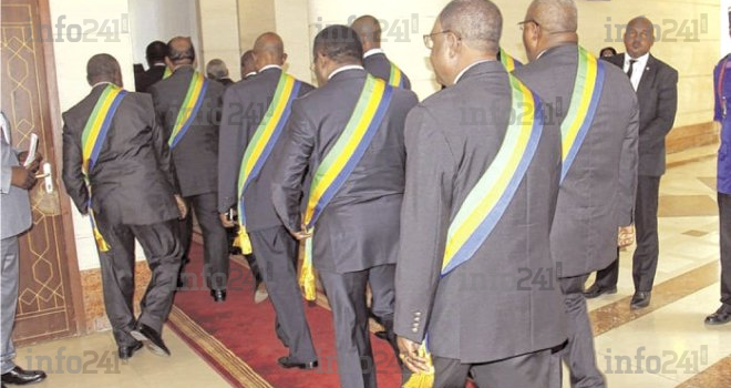 Le Gabon va réduire son nombre de sénateurs à 52