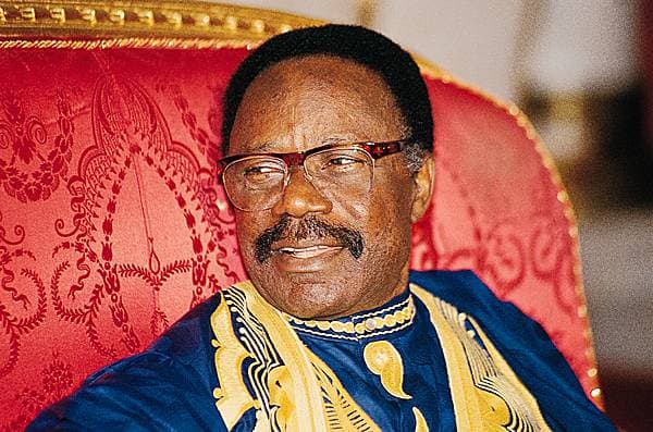 Omar Bongo, d'agent de liaison des services secrets français à président à vie du Gabon