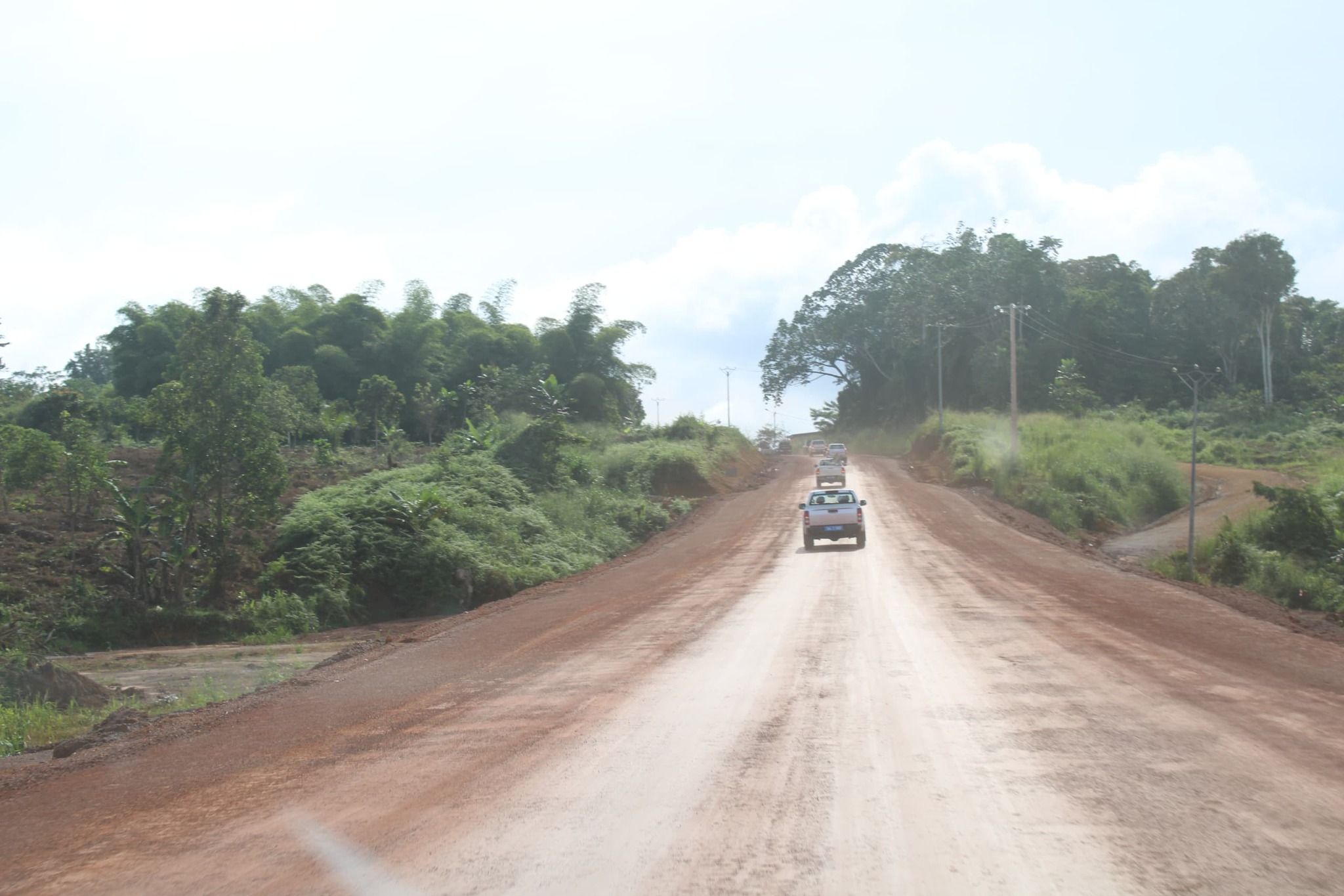 Gabon : Le gouvernement promet de nouvelles routes et 3 000 km de voies bitumées d'ici 2032 !