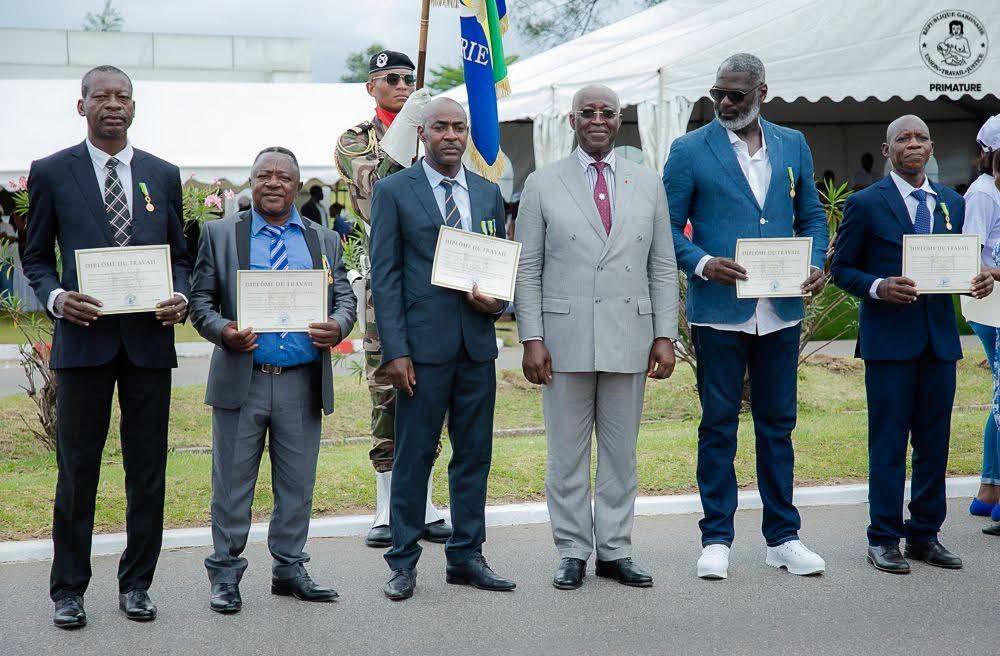 Fête du travail : Plus de 1000 travailleurs gabonais décorés à l'occasion du 1er mai