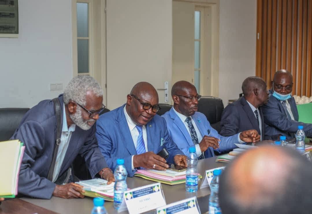 Loi sur les partis : Maganga Moussavou refuse les règles imposées aux formations déjà en place