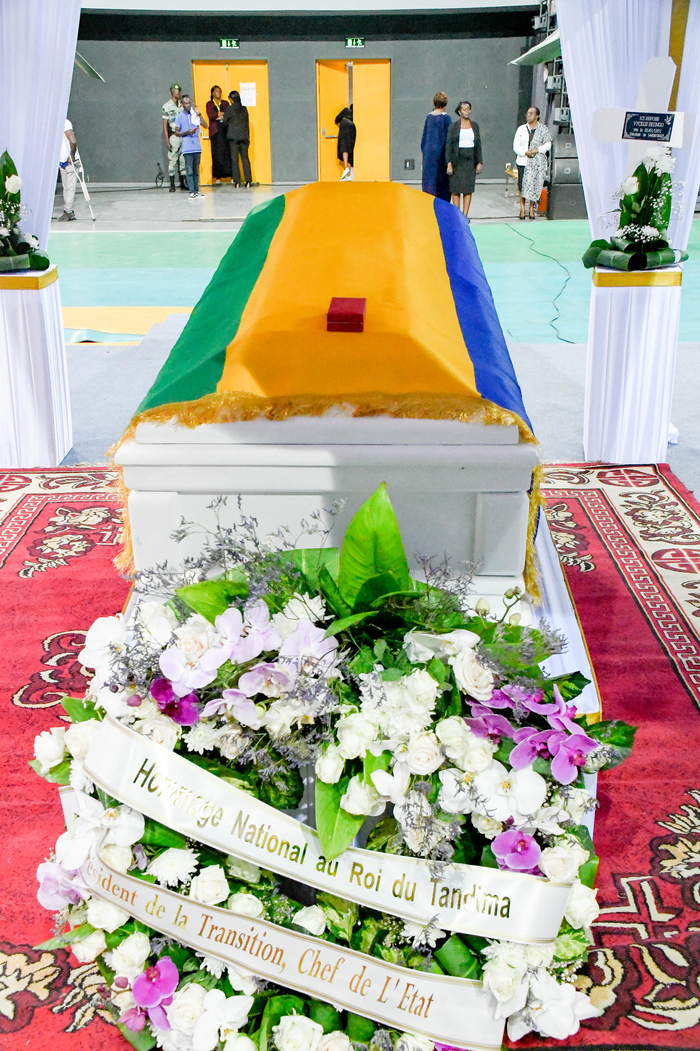 Du beau monde à Libreville pour le dernier grand hommage au roi du Tandima Vyckos Ekondo