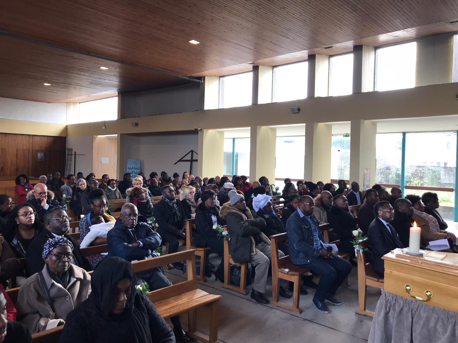 Les Gabonais de France rendent un vibrant hommage au Pr André Moussavou Mouyama