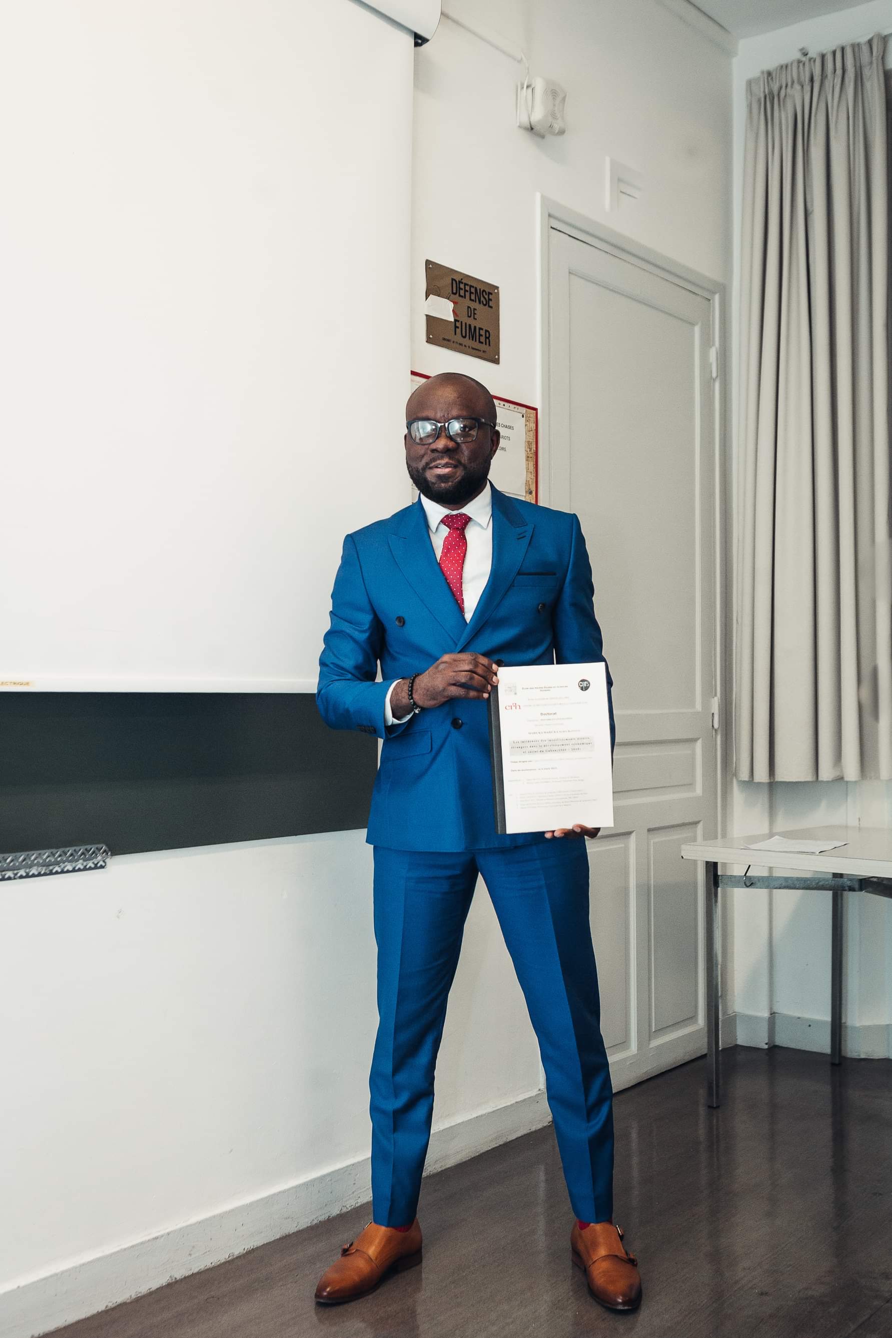 « Les incidences des investissements directs étrangers au Gabon », thème d'une thèse soutenue en France