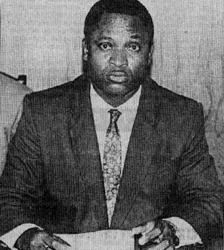 Pourquoi Alain-Claude Bilie-By-Nzé a-t-il été exclu de l'université Omar Bongo ?