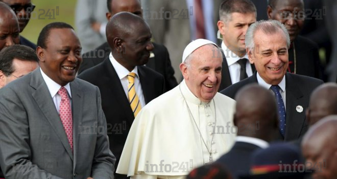 Le pape François en visite en Afrique a « davantage peur de moustiques » que du terrorisme !