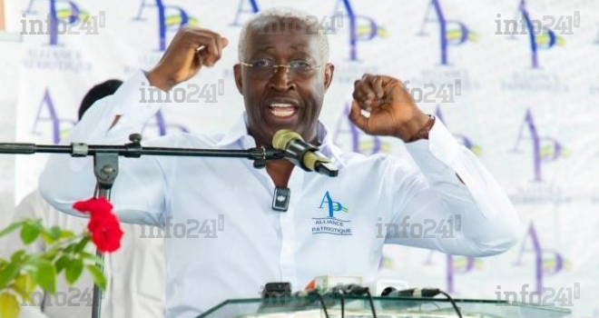 Transition&nbsp;: Raymond Ndong Sima riposte&nbsp;et rend les coups à ses détracteurs tapis dans l’ombre