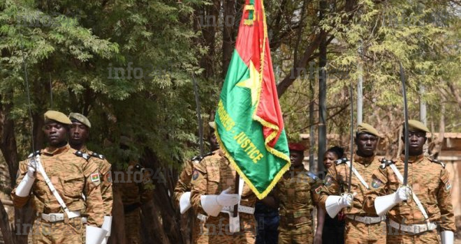 Burkina Faso : Huit militaires soupçonnés d’organiser un coup d’État interpelés 