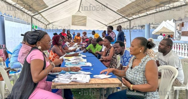 Présidentielle gabonaise&nbsp;: Les électeurs invités à retirer leur carte dès ce mercredi