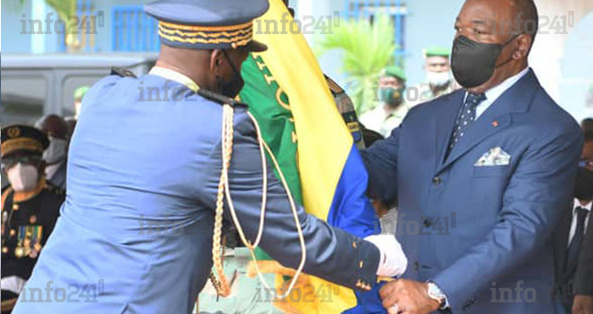 Sitôt limogé, Ali Bongo installe dans ses fonctions le nouveau chef de l’armée gabonaise 