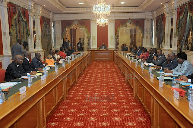 Ali Bongo : « Les attentes du peuple gabonais, au nom duquel la justice est rendue, sont insuffisamment satisfaites »