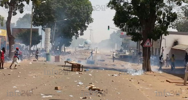 Burkina Faso : une manifestation monstre contre la révision constitutionnelle de Compaoré