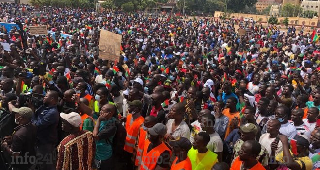 Burkina Faso : Des milliers de manifestants contre la dégradation de la sécurité dans le pays