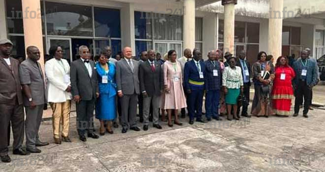 Les maires du Gabon en conclave à Franceville pour éradiquer l’insalubrité de leur ville 