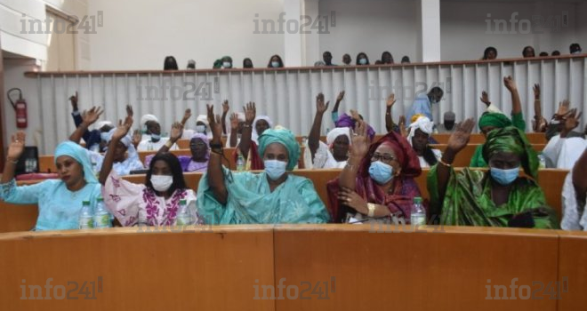 Sénégal : Les députés rétablissent le poste de Premier ministre supprimé par Macky Sall