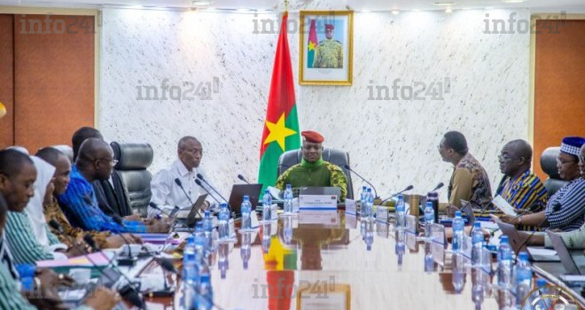 Burkina Faso : le français bientôt relégué en langue de travail