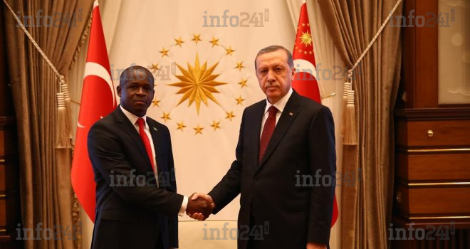 Expulsions d’étudiants gabonais de Turquie : que font Ali Bongo et son gouvernement ?  