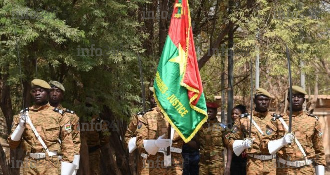 Burkina Faso : Huit militaires soupçonnés d’organiser un coup d’État interpelés