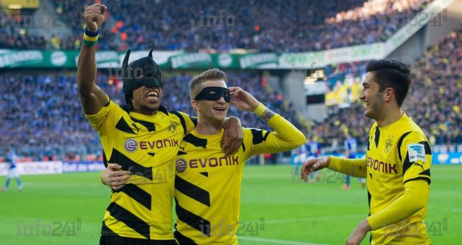 Aubameyang fait briller Dortmund dans le derby de la Ruhr face à Schalke 04