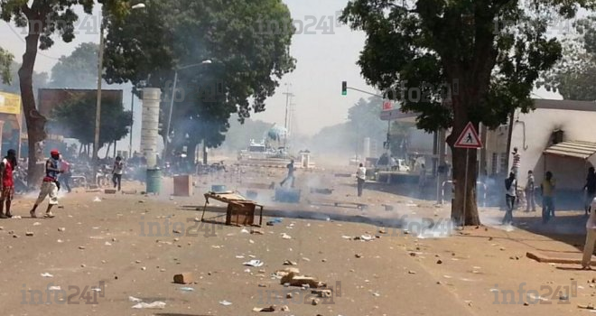 Burkina Faso : une manifestation monstre contre la révision constitutionnelle de Compaoré
