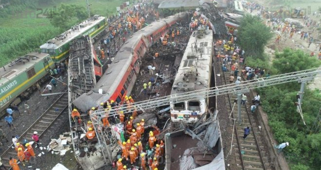 Inde&nbsp;: au moins 288 morts et 850 blessés dans un triple accident ferroviaire