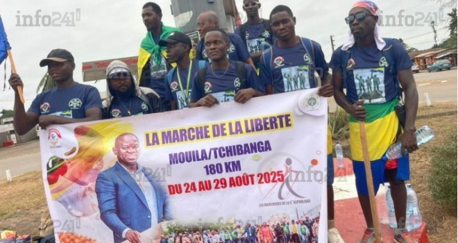 A pied, 9 gabonais bravent 180 km de route pour commémorer la fête de la Libération à Tchibanga