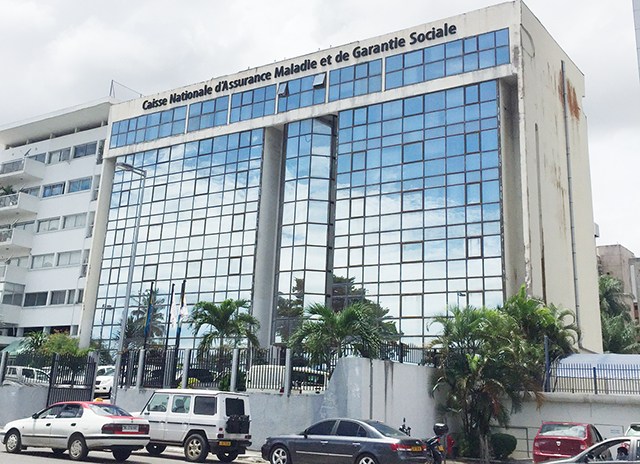  Deux comptables de la CNAMGS jetés en prison pour avoir dérobé 13,4 millions à des prêtres&nbsp;!