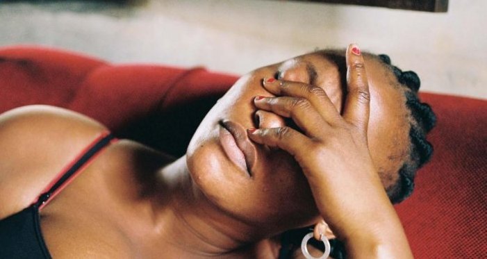 Un gabonais dérobe 4,5 millions à sa femme pour l’anniversaire de rêve de sa tchiza de 20 ans