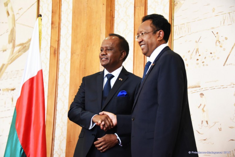 Madagascar&nbsp;: Hery Rajaonarimampianina démissionne, Rivo Rakotovao nouveau président par intérim&nbsp;!