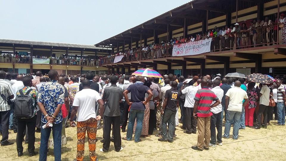 L’assemblée générale du 18 mars de Dynamique unitaire en images