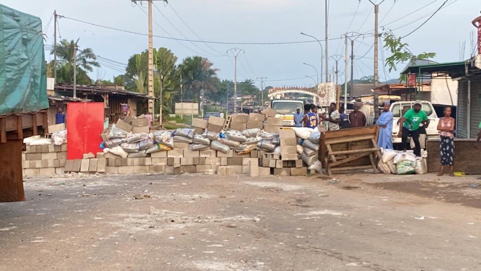Lambaréné&nbsp;: Des barricades pour réclamer le retour de l’électricité
