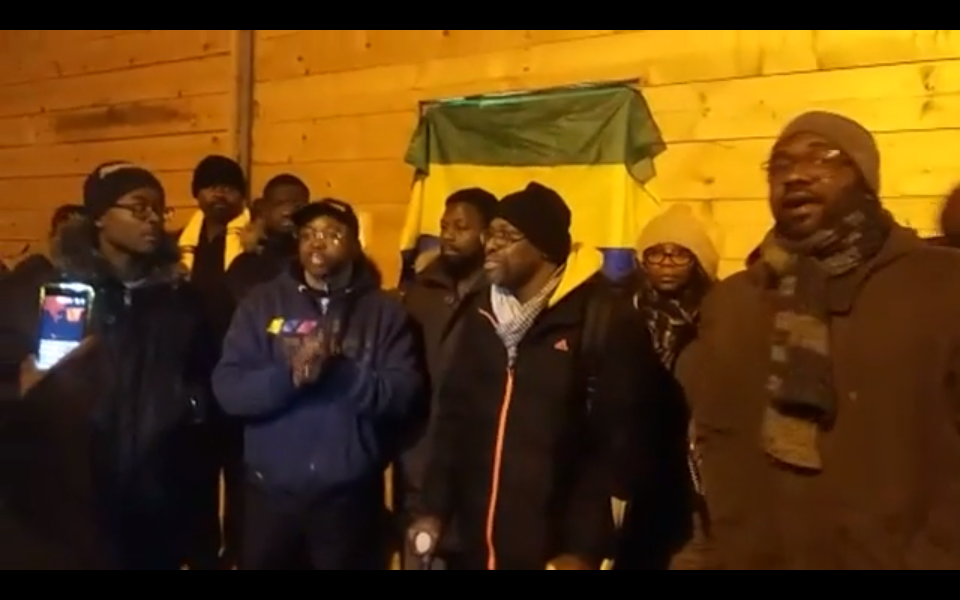 Des &laquo;&nbsp;résistants&nbsp;&raquo; gabonais de la diaspora prennent d’assaut un hôtel particulier à Paris