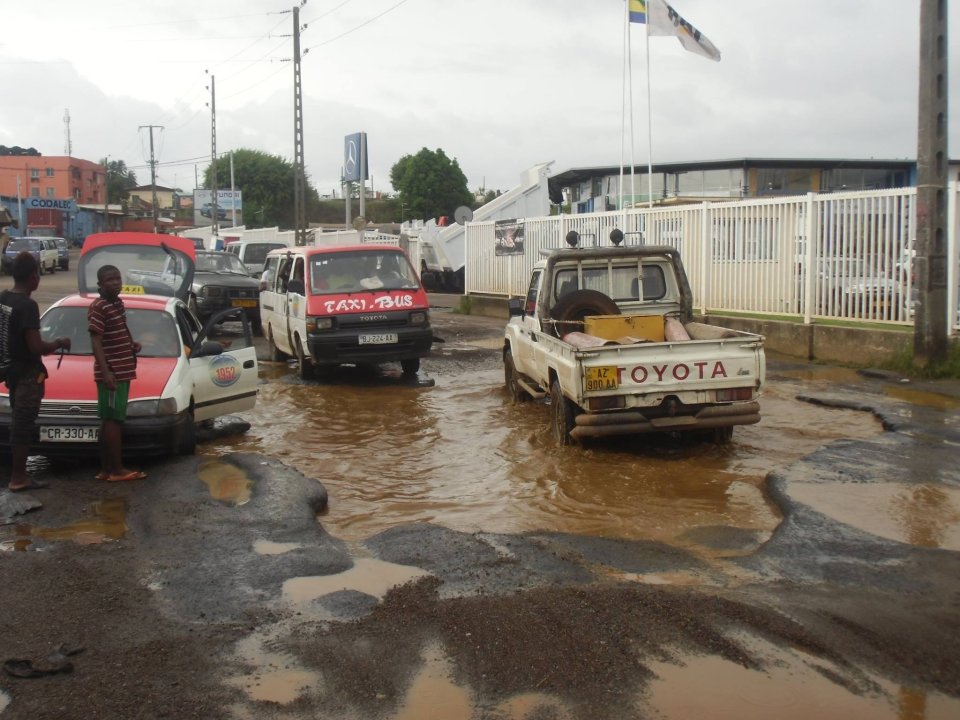 Les îlots routiers de la zone industrielle d’Oloumi de Libreville