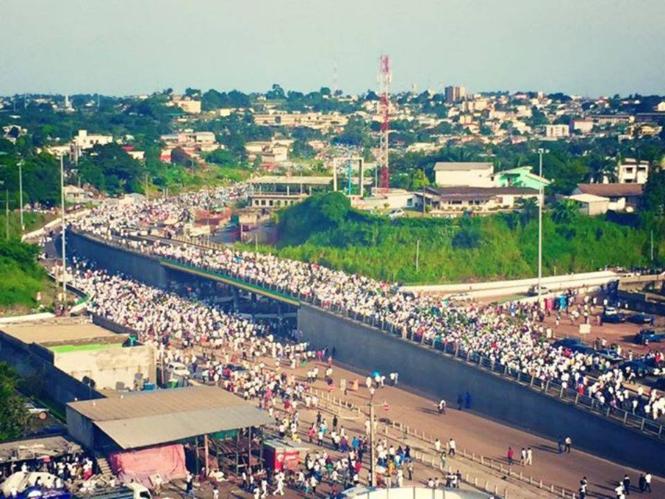 Les images de la mobilisation citoyenne en hommage à André Mba Obame